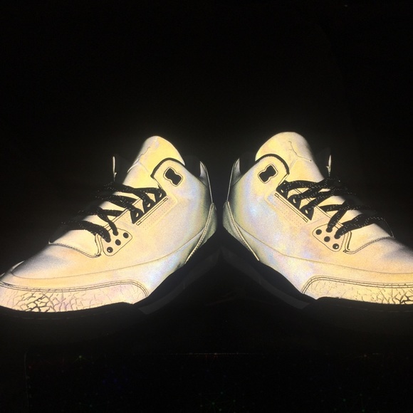 Retro Jordan 3 “5lab53” silver colorway - Picture 6 of 6